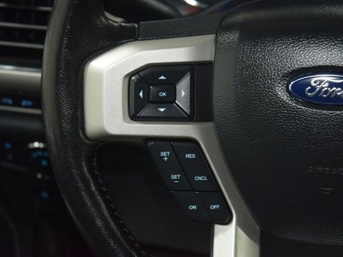 Used 2022 Ford F350 Lariat w/ Lariat Ultimate Package AWD/4WD image 38