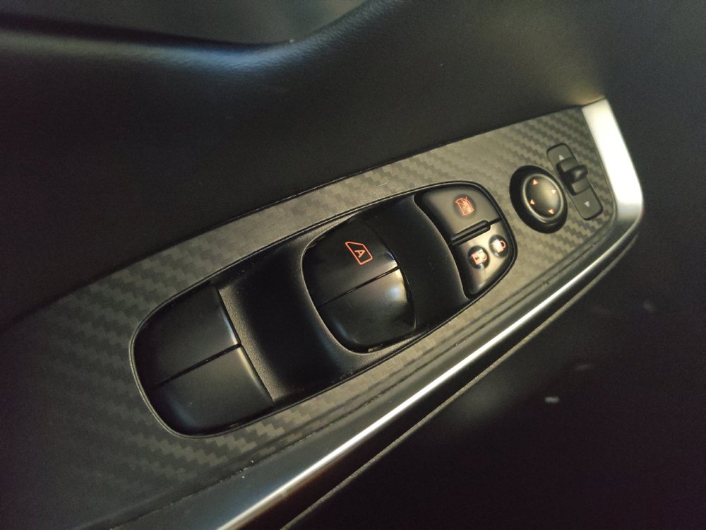 Used 2024 Nissan Sentra SR w/ SR Premium Package FWD image 27