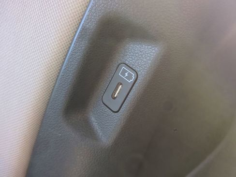 New 2026 Hyundai Santa Fe SE image 18