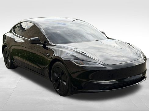 Used 2025 Tesla Model 3 Long Range AWD/4WD image 3