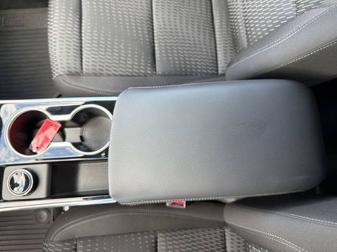 Certified 2026 Chevrolet Equinox LT w/ LPO, Floor Liner Package AWD/4WD image 25