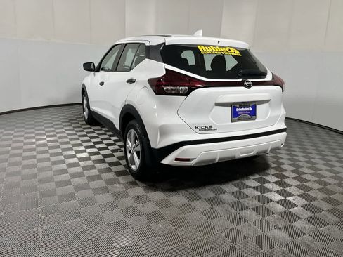 Used 2025 Nissan Kicks Play S FWD image 6