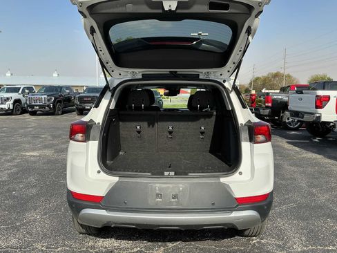 Used 2023 Chevrolet TrailBlazer LT w/ Convenience Package FWD image 30