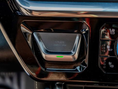 Used 2025 GMC Sierra 2500 Denali Ultimate image 23