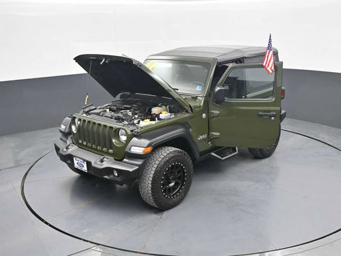 Used 2020 Jeep Wrangler Sport AWD/4WD image 40