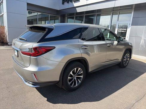 Used 2021 Lexus RX 350L Premium w/ Premium Package image 3