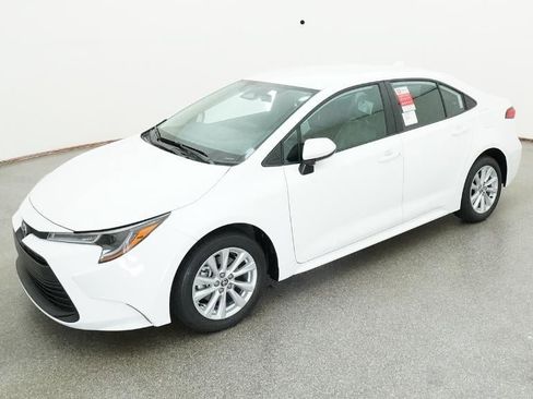 New 2026 Toyota Corolla LE image 34