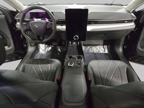 Used 2023 Ford Mustang Mach-E Select image 10