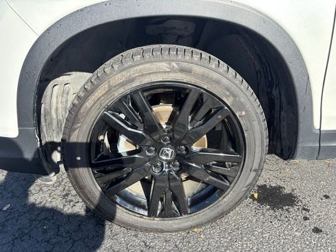 Used 2021 Honda Pilot Special Edition image 9