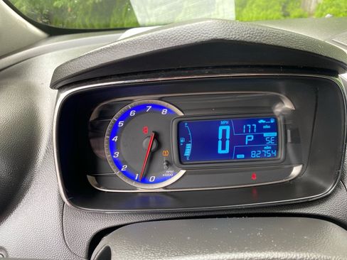 Used 2016 Chevrolet Trax LT w/ LPO, Cargo Package FWD image 12