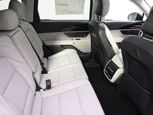 New 2026 Lincoln Nautilus Reserve w/ Jet Appearance Package AWD/4WD image 18