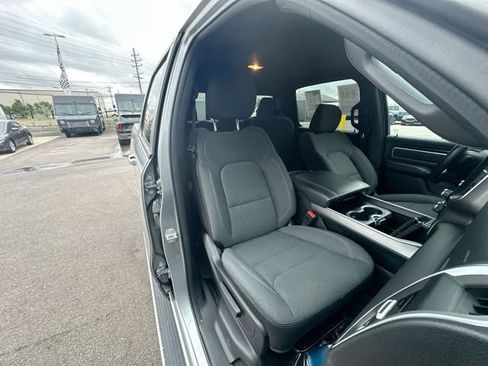 Used 2022 RAM 1500 Big Horn AWD/4WD image 25