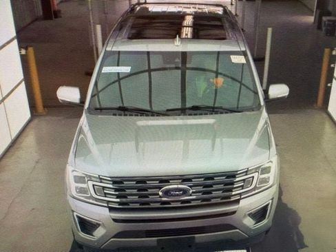 Used 2020 Ford Expedition Limited w/ Equipment Group 301A RWD image 11