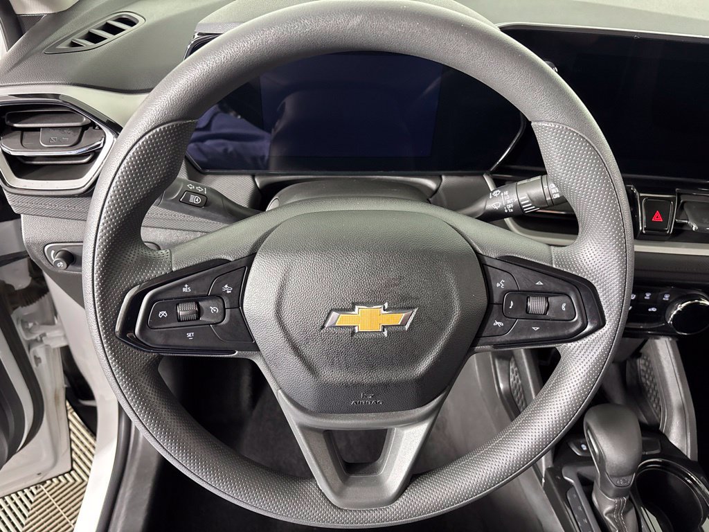 Used 2025 Chevrolet TrailBlazer LT FWD image 29