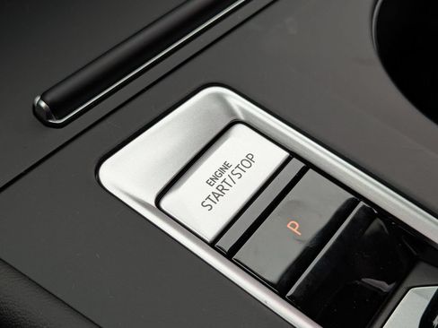 New 2026 Volkswagen Atlas SE AWD/4WD image 15