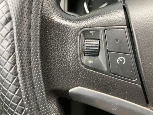 Used 2014 Chevrolet Captiva Sport LS image 15