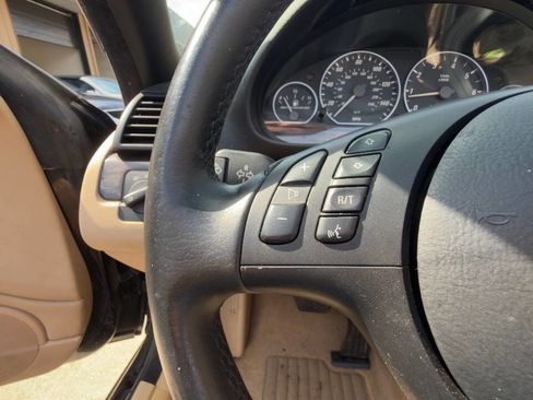 Used 2003 BMW 330Ci Convertible image 50