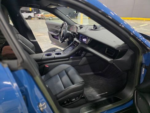 Used 2023 Porsche Taycan 4S AWD/4WD image 44