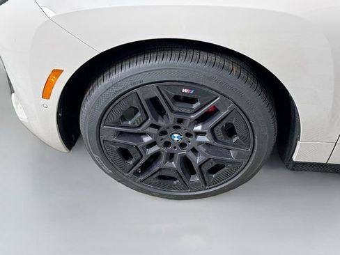 New 2026 BMW iX xDrive60 w/ M Sport Package image 31