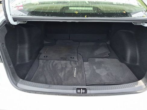 Used 2024 Toyota Corolla LE AWD/4WD image 23