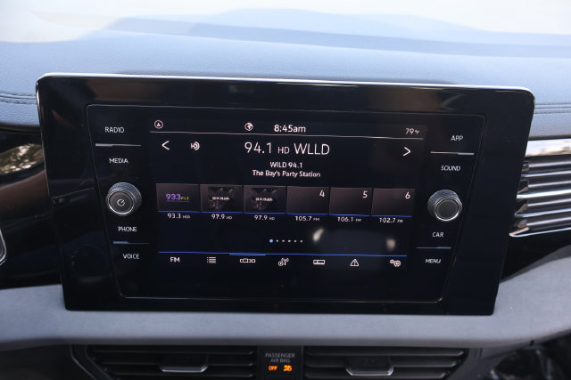 Used 2025 Volkswagen Jetta SE FWD image 23