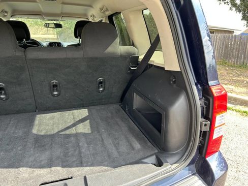 Used 2016 Jeep Patriot Sport image 4