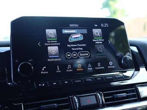 Certified 2025 Nissan Pathfinder SL w/ SL Premium Package AWD/4WD image 15