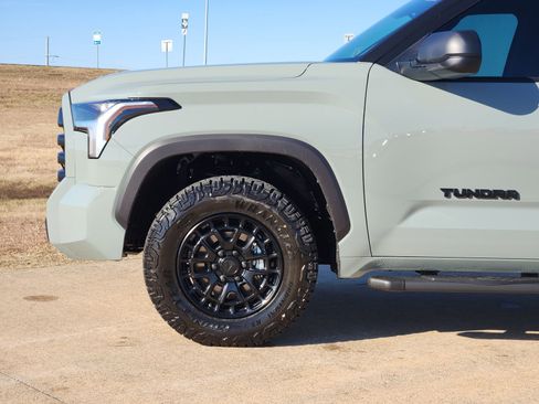 New 2026 Toyota Tundra SR5 image 10