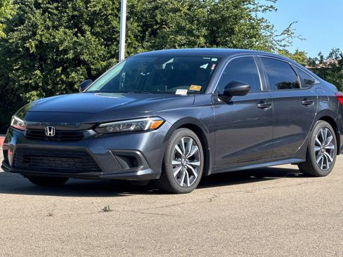 Used 2023 Honda Civic EX image 8
