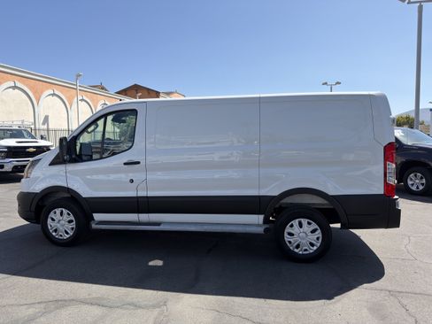 Used 2025 Ford Transit 250 Low Roof w/ Exterior Upgrade Package RWD image 5