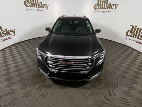 Used 2024 GMC Terrain SLT FWD image 3