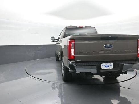 New 2026 Ford F250 XLT w/ FX4 Off-Road Package AWD/4WD image 6