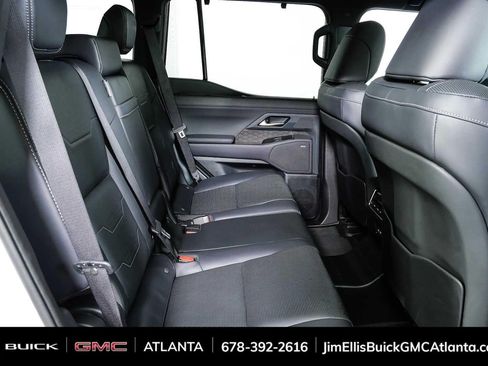 Used 2025 Lexus GX 550 w/ Accessory Package (2T) AWD/4WD image 22