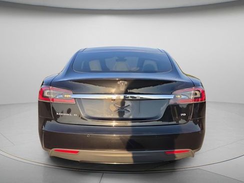 Used 2015 Tesla Model S 85 RWD image 5