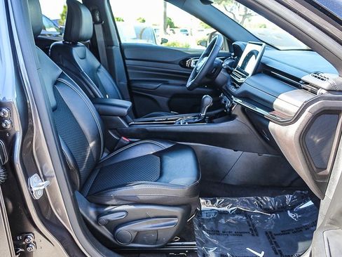 Used 2023 Jeep Compass Altitude w/ Convenience Group image 15