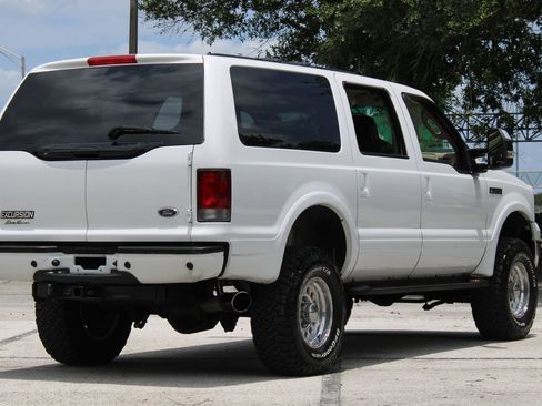 Used 2005 Ford Excursion Eddie Bauer AWD/4WD image 10