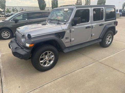 Used 2020 Jeep Wrangler Unlimited Sport AWD/4WD image 1
