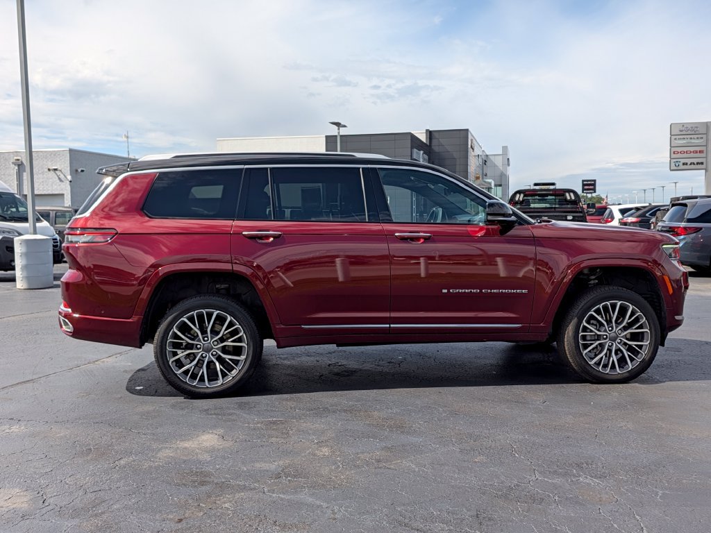Certified 2023 Jeep Grand Cherokee L Summit AWD/4WD image 8