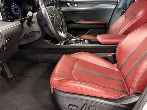 Used 2023 Kia K5 GT-Line image 11