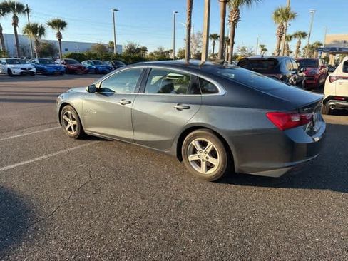 Used 2019 Chevrolet Malibu LS image 4