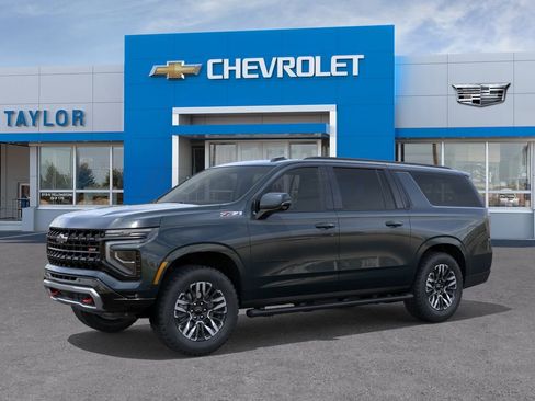 New 2026 Chevrolet Suburban Z71 AWD/4WD image 2