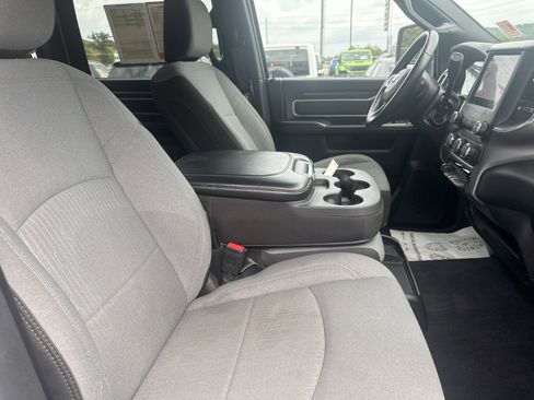 Used 2024 RAM 2500 Big Horn image 31