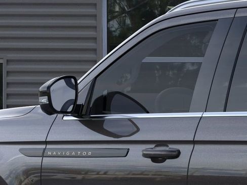 New 2026 Lincoln Navigator Black Label AWD/4WD image 20