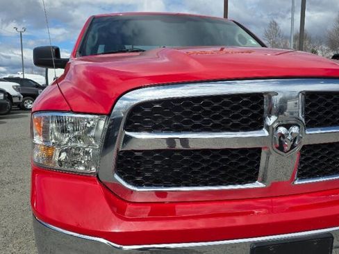 Used 2016 RAM 1500 Classic SLT AWD/4WD image 2