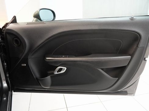 Used 2018 Dodge Challenger GT w/ GT Interior Package image 26