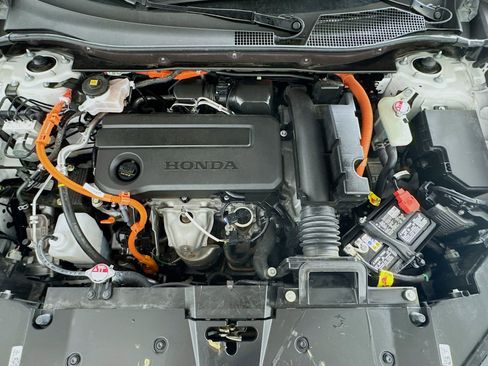 Certified 2025 Honda CR-V Sport Touring image 10