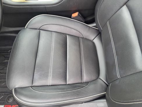 Used 2019 GMC Acadia Denali w/ LPO, Floor Liner Package image 34