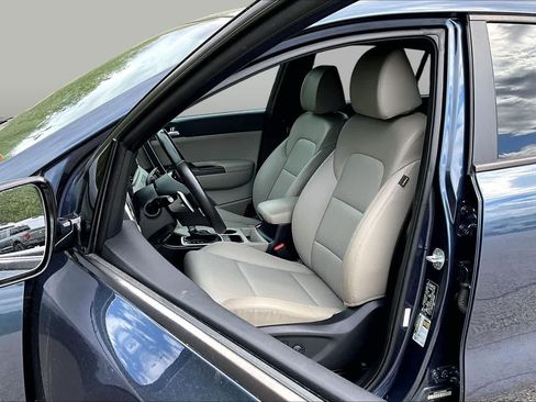 Used 2021 Kia Sportage S AWD/4WD image 9