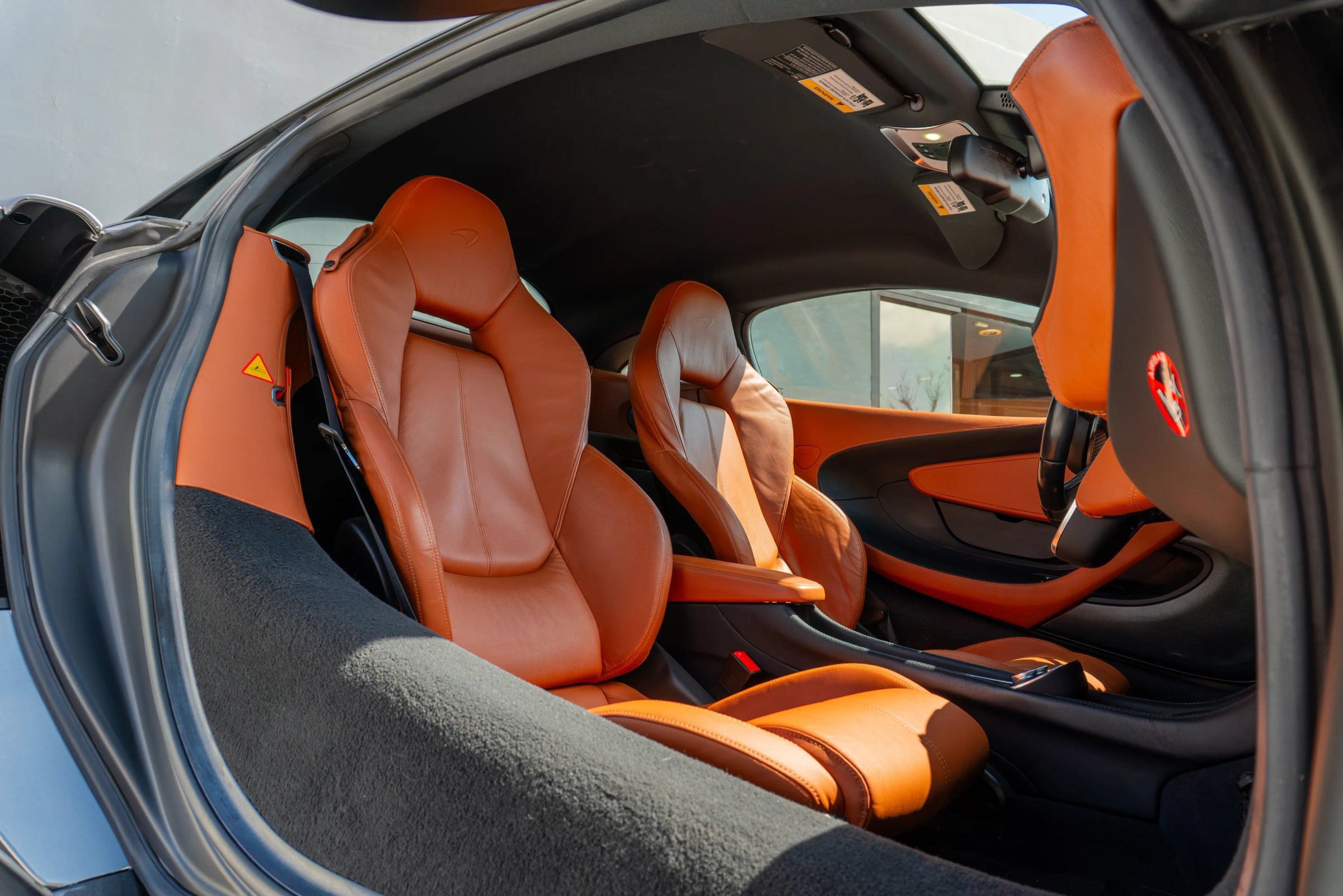 Used 2017 McLaren 570S Coupe RWD image 51