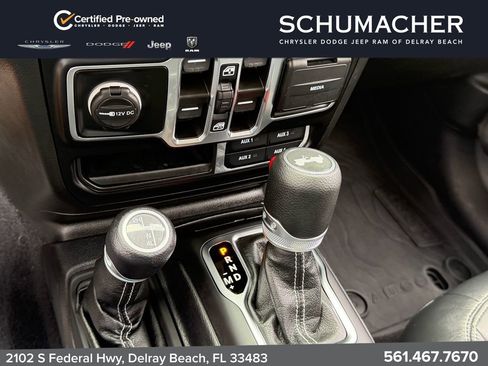 Used 2021 Jeep Wrangler Unlimited Sahara AWD/4WD image 22